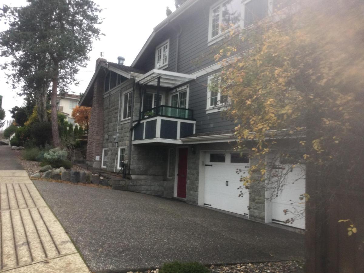 Lisa'S Home Burnaby Exteriör bild